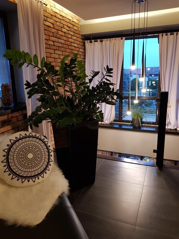 Hotel Oaza Golina  Bagian luar foto